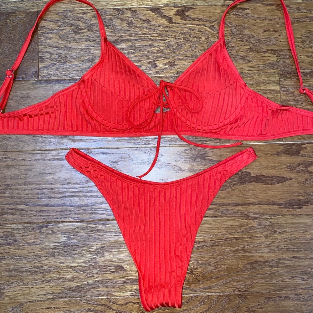 Red hot cheeky ribbed bikini set